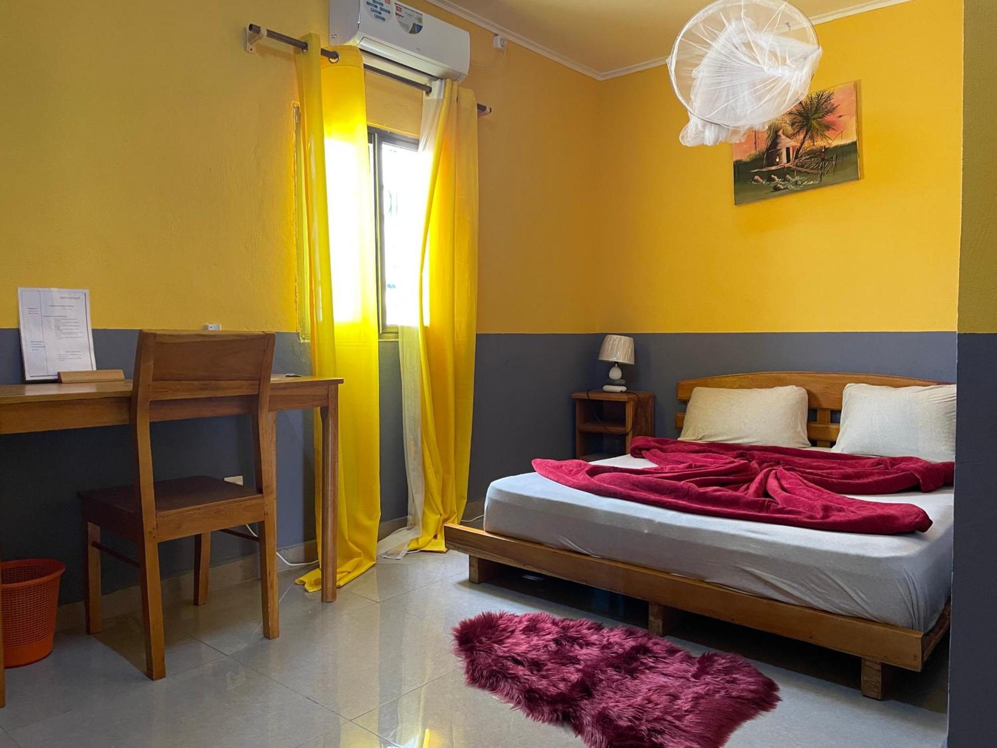 Residence Hotel Lux Fairborn - Port Gentil Zewnętrze zdjęcie